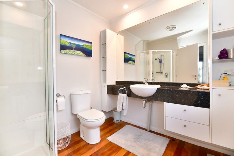 Photo of property in 1114 Whangaparaoa Road, Tindalls Beach, Whangaparaoa, 0930