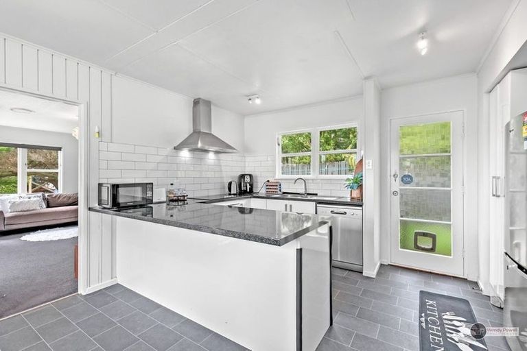 Photo of property in 470e Stokes Valley Road, Stokes Valley, Lower Hutt, 5019