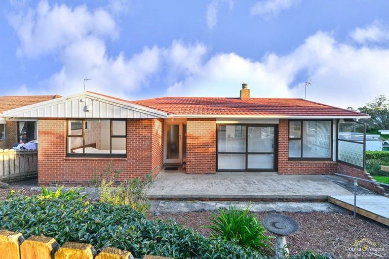 Photo of property in 3 Gill Crescent, Blockhouse Bay, Auckland, 0600