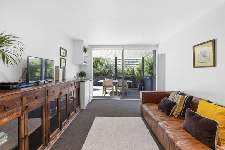 Photo of property in 97 Inglis Street, Seatoun, Wellington, 6022