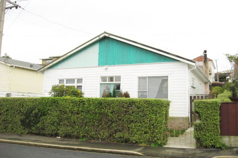 Photo of property in 30 Bernard Street, Kenmure, Dunedin, 9011