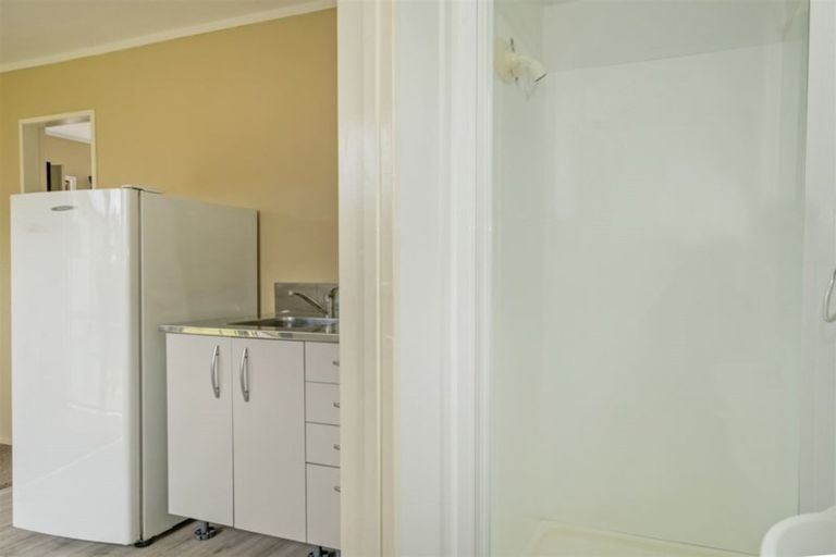 Photo of property in 10 Joan Gaskell Drive, Whitianga, 3510