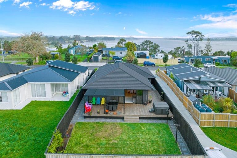 Photo of property in 59 Mclarin Road, Glenbrook, Waiuku, 2681