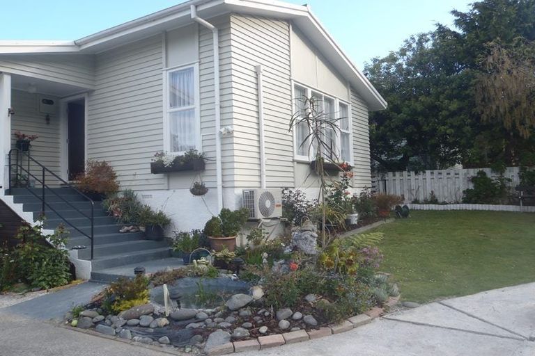 Photo of property in 69 Rangituhi Crescent, Takapuwahia, Porirua, 5022