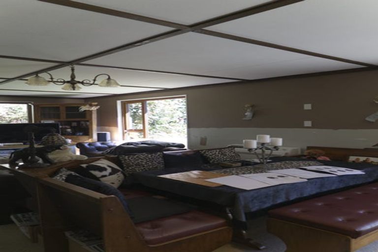 Photo of property in 1067 Milton Highway, Lovells Flat, Milton, 9292