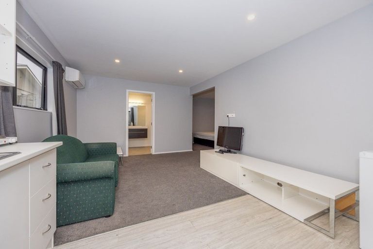 Photo of property in 5 Rata Street, Wanaka, 9305