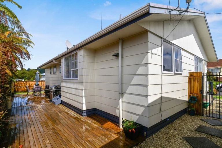 Photo of property in 1 Marcasite Place, Pukehangi, Rotorua, 3015