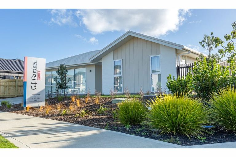 Photo of property in 48 Summersfield Boulevard, Appleby, Richmond, 7020