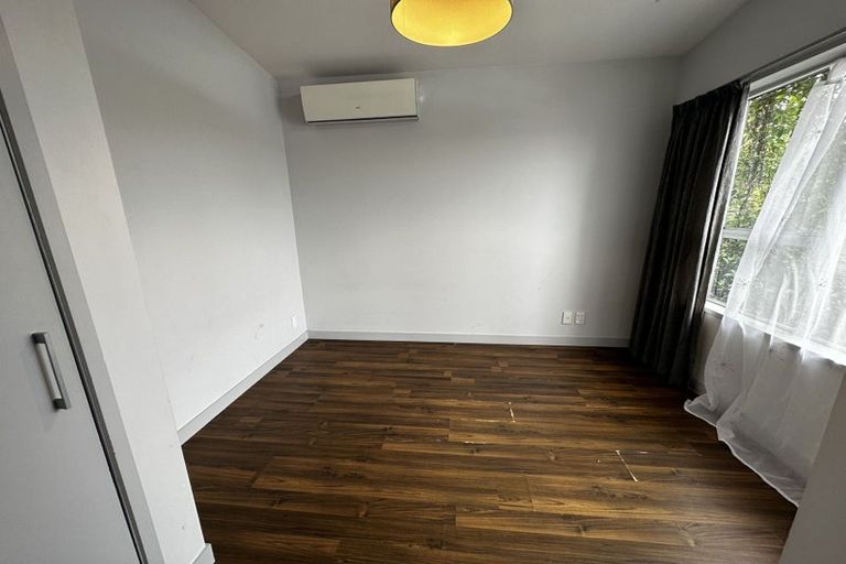 Photo of property in 1/6 Anne Road, Hillcrest, Auckland, 0627