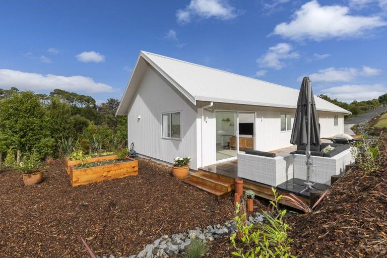 Photo of property in 108 Barrett Road, Riverhead, Albany, 0793