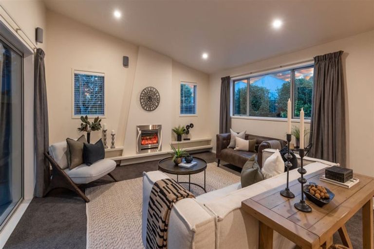 Photo of property in 8 Springwater Avenue, Northwood, Christchurch, 8051