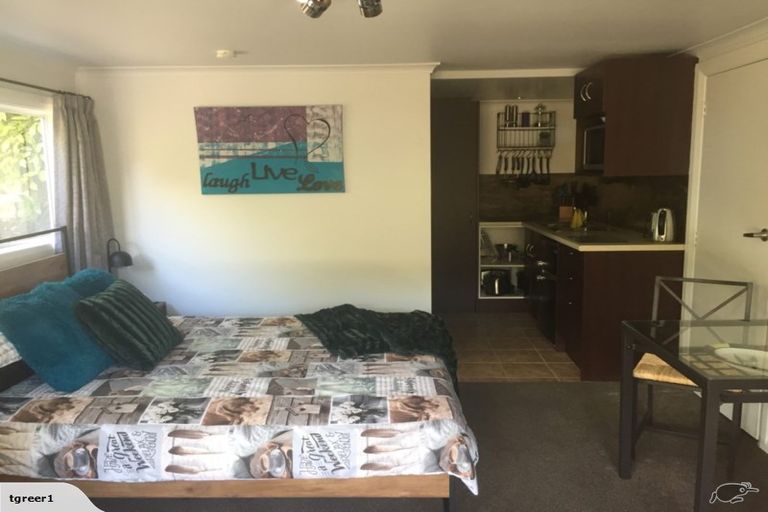 Photo of property in 654a Atawhai Crescent, Atawhai, Nelson, 7010