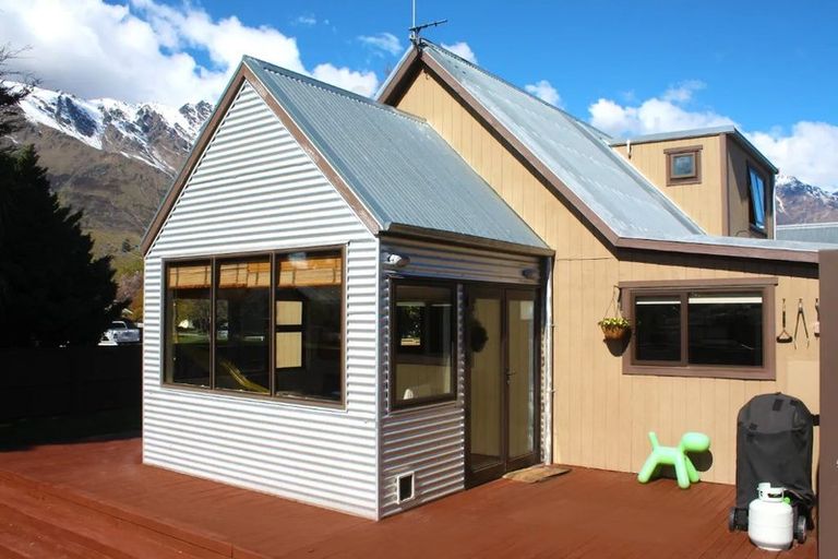 Photo of property in 54 Riverside Road, Frankton, Queenstown, 9300