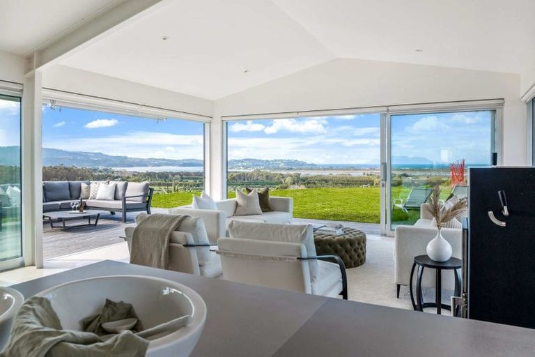 Photo of property in 273 Takatu Road, Tawharanui Peninsula, Warkworth, 0986