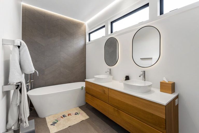 Photo of property in 8 Puna Street, Orakei, Auckland, 1071