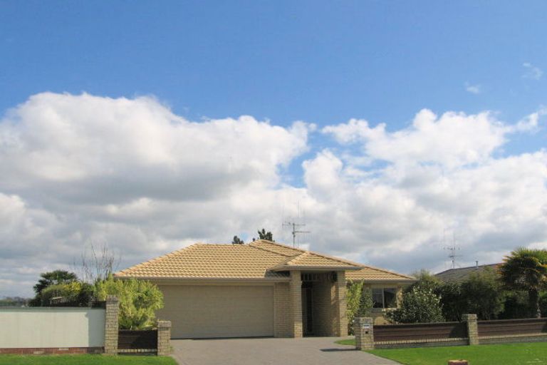 Photo of property in 37 Stableford Drive, Pyes Pa, Tauranga, 3112