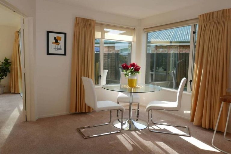 Photo of property in 10 Ashmore Lane, Strowan, Christchurch, 8052