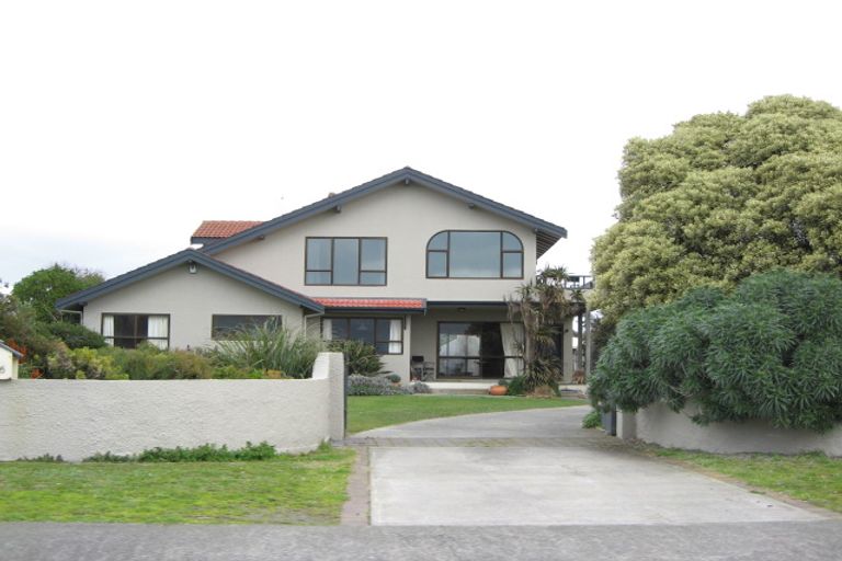 Photo of property in 136 Beach Road, Haumoana, 4102
