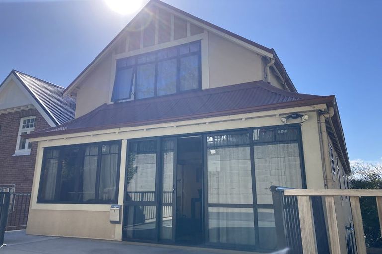 Photo of property in 1/63 Queen Street, North Dunedin, Dunedin, 9016