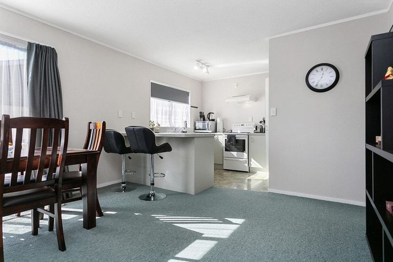 Photo of property in 10 Burns Street, Leamington, Cambridge, 3432