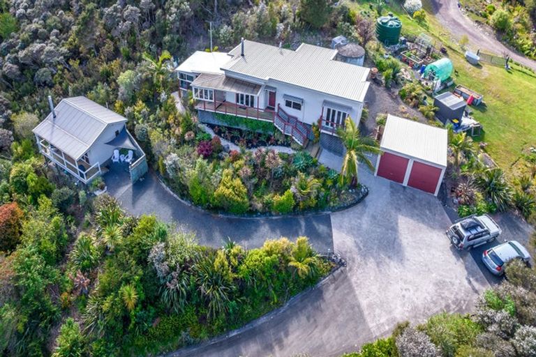 Photo of property in 9 Toi Track, Russell, 0272