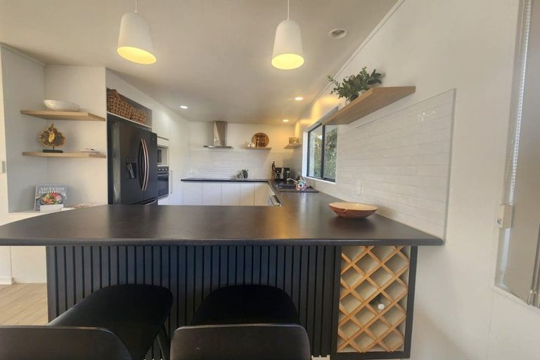 Photo of property in 11 Lorelei Place, Opaheke, Papakura, 2113