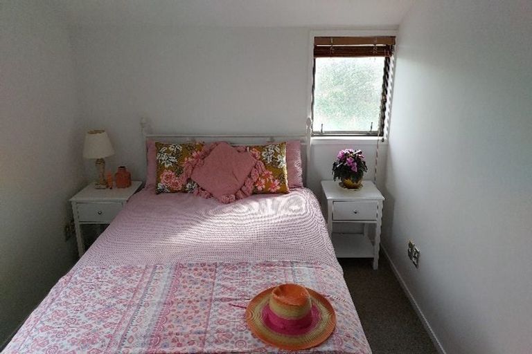 Photo of property in 106 Paetawa Road, Peka Peka, Waikanae, 5391