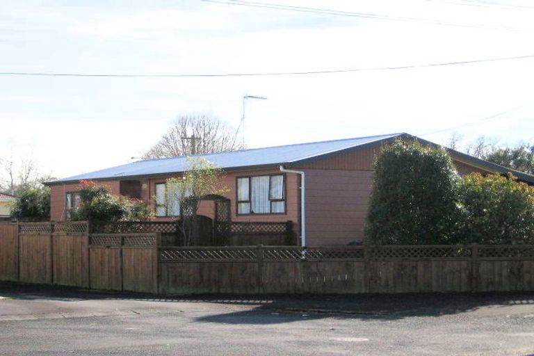 Photo of property in 69 Lewis Street, Glenview, Hamilton, 3206