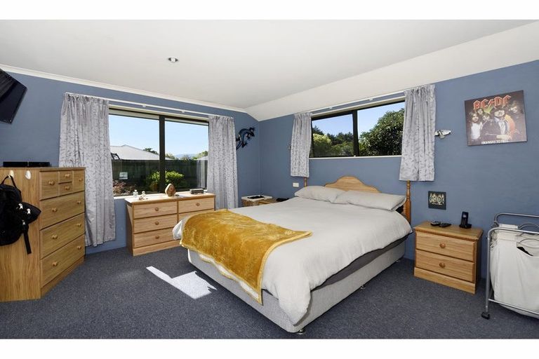 Photo of property in 70 Starveall Street, Brightwater, 7022