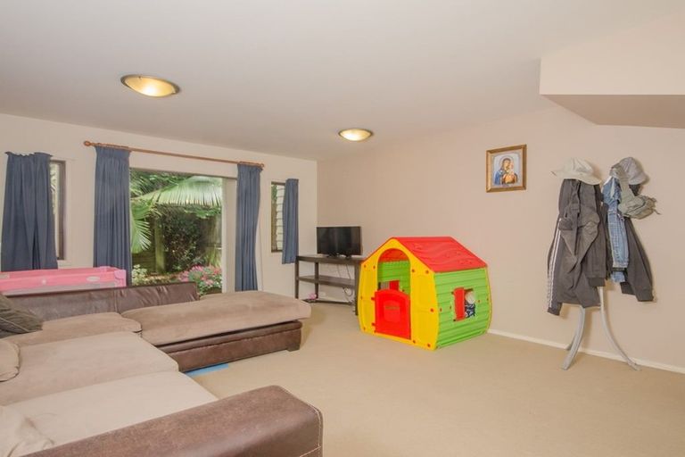 Photo of property in The Grange, 11/92 Bush Road, Albany, Auckland, 0632