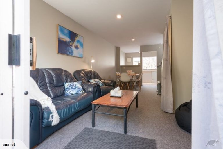 Photo of property in 20/20 Thompson Street, Mount Cook, Wellington, 6011