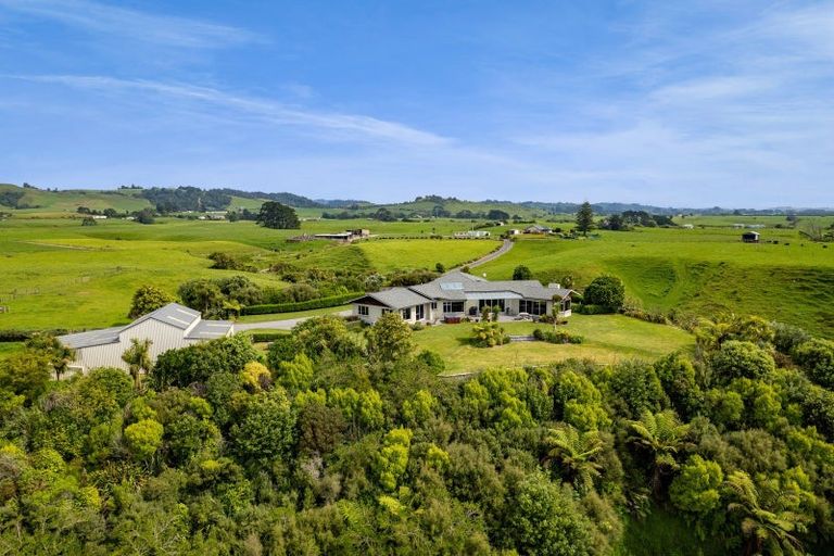 Photo of property in 78 Waitoetoe Road, Mimi, Urenui, 4377
