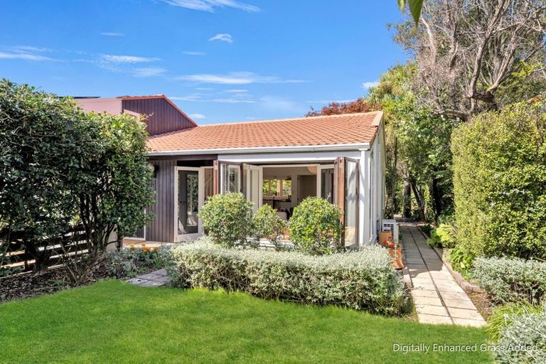 Photo of property in 1/12 Deloraine Street, Somerfield, Christchurch, 8024