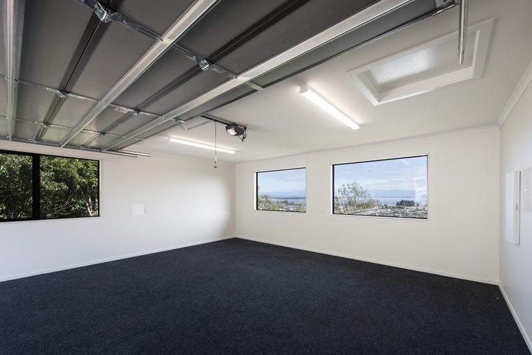 Photo of property in 19a Rangiora Terrace, Tahunanui, Nelson, 7011