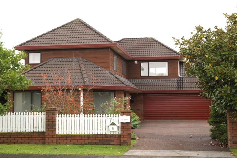 Photo of property in 6 Ben Nevis Place, Northpark, Auckland, 2013