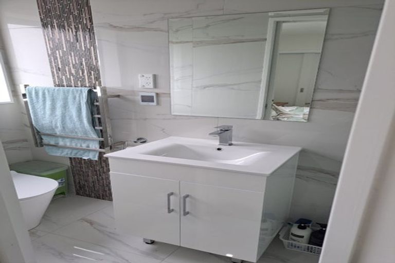 Photo of property in 10a Bliss Court, Takanini, 2110