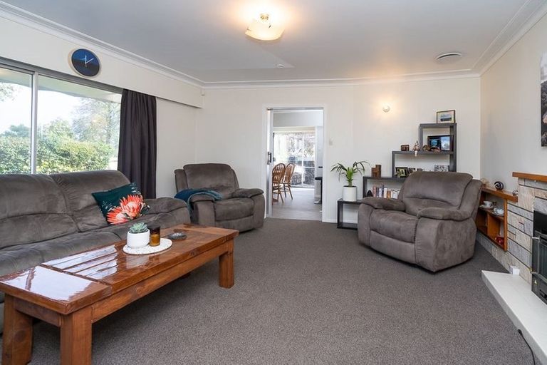 Photo of property in 1 Bowen Place, St Andrews, Hamilton, 3200