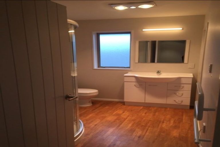 Photo of property in 181 Hills Road, Edgeware, Christchurch, 8013