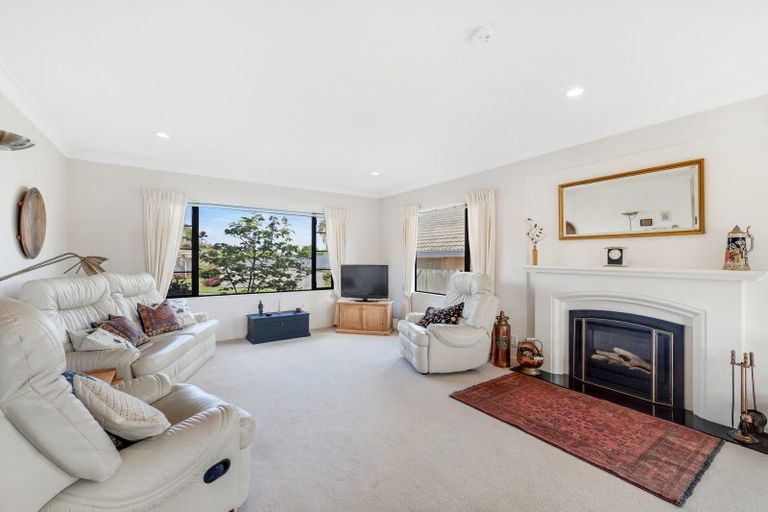 Photo of property in 4 Inagh Close, Dannemora, Auckland, 2016