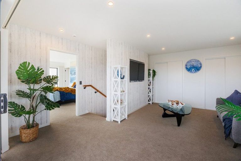 Photo of property in 29a Marine Parade South, Foxton Beach, Foxton, 4815