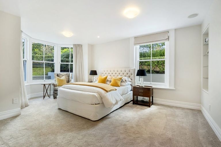 Photo of property in 73 Hinemoa Street, Birkenhead, Auckland, 0626