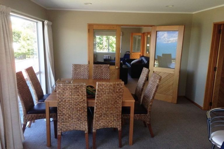 Photo of property in 32 Avalon Crescent, Fernhill, Queenstown, 9300