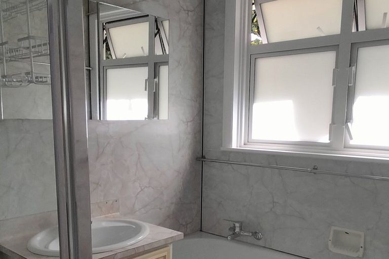 Photo of property in 138 Raroa Road, Aro Valley, Wellington, 6012