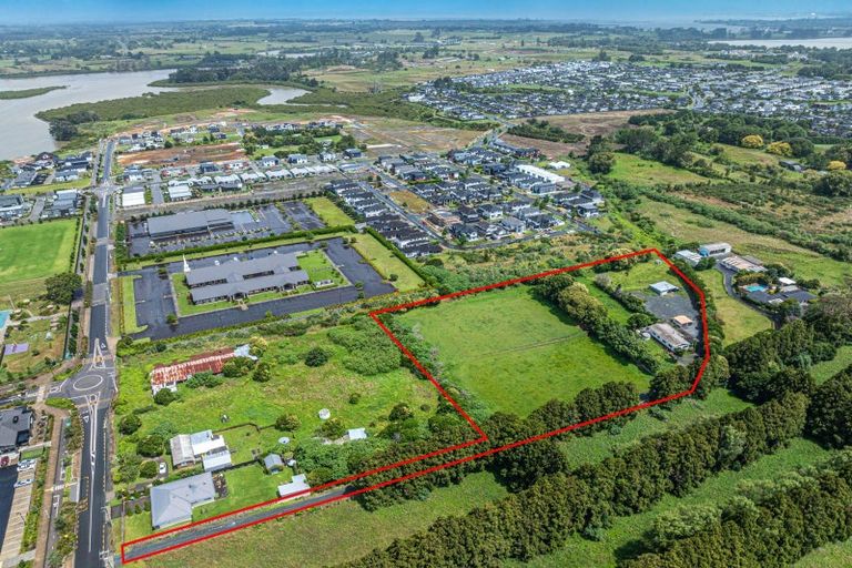 Photo of property in 181 Park Estate Road, Rosehill, Papakura, 2113