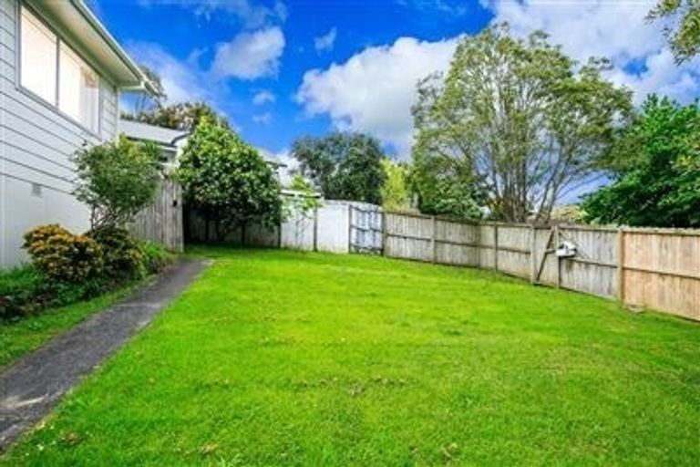 Photo of property in 4 Redwing Street, Browns Bay, Auckland, 0630
