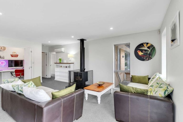 Photo of property in 17 Cameron Crescent, Rolleston, 7614