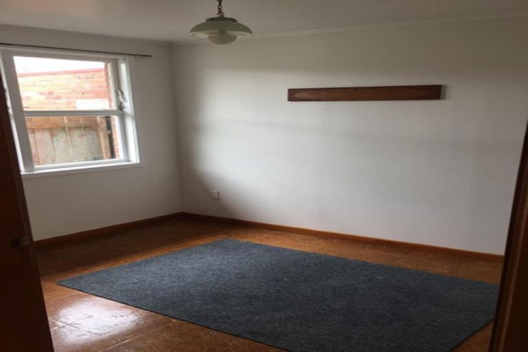 Photo of property in 2/8 Scott Road, Papakura, 2110