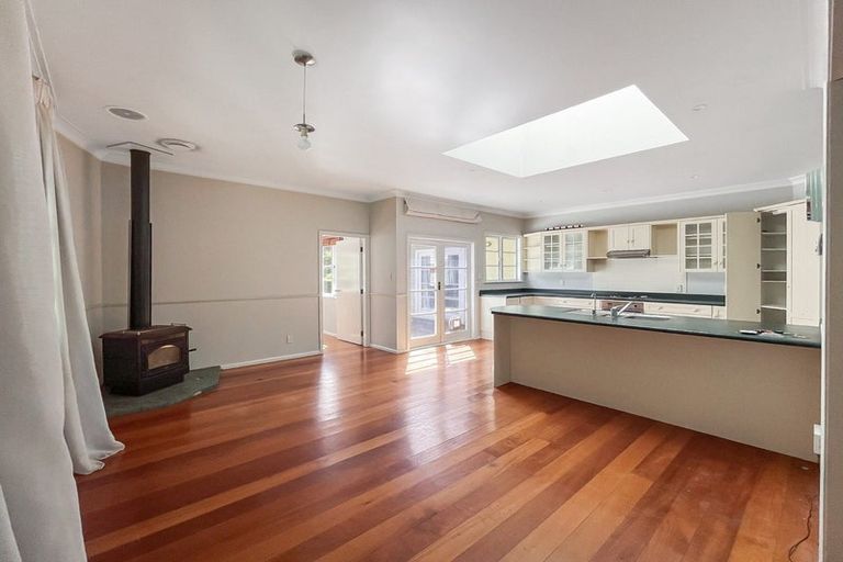 Photo of property in 236 Victoria Avenue, Hokowhitu, Palmerston North, 4410