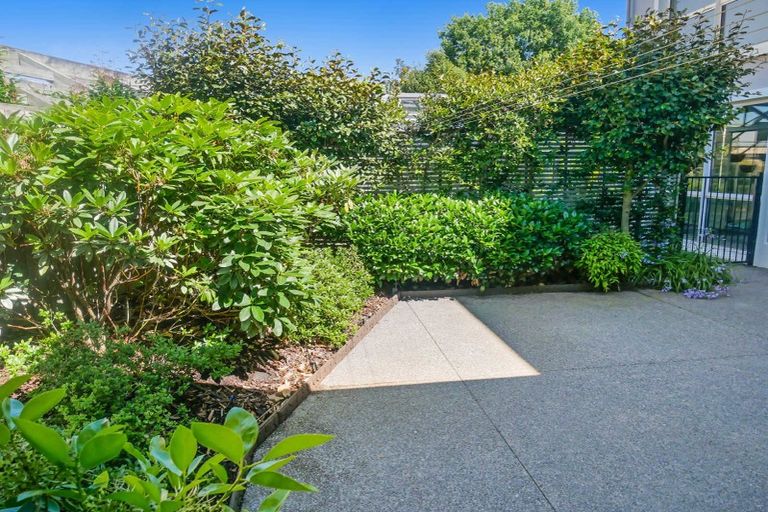 Photo of property in 543 Harewood Road, Harewood, Christchurch, 8051