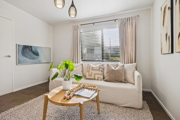 Photo of property in 1 Newton Road, Riverhead, 0820